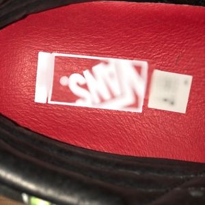 Meet your Posher, Carlos